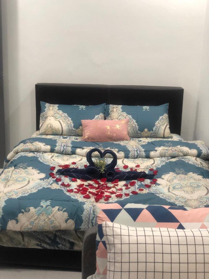 Ramadhina Eagle Eye View Home2Stay Emerald Avenue برينشانغ المظهر الخارجي الصورة