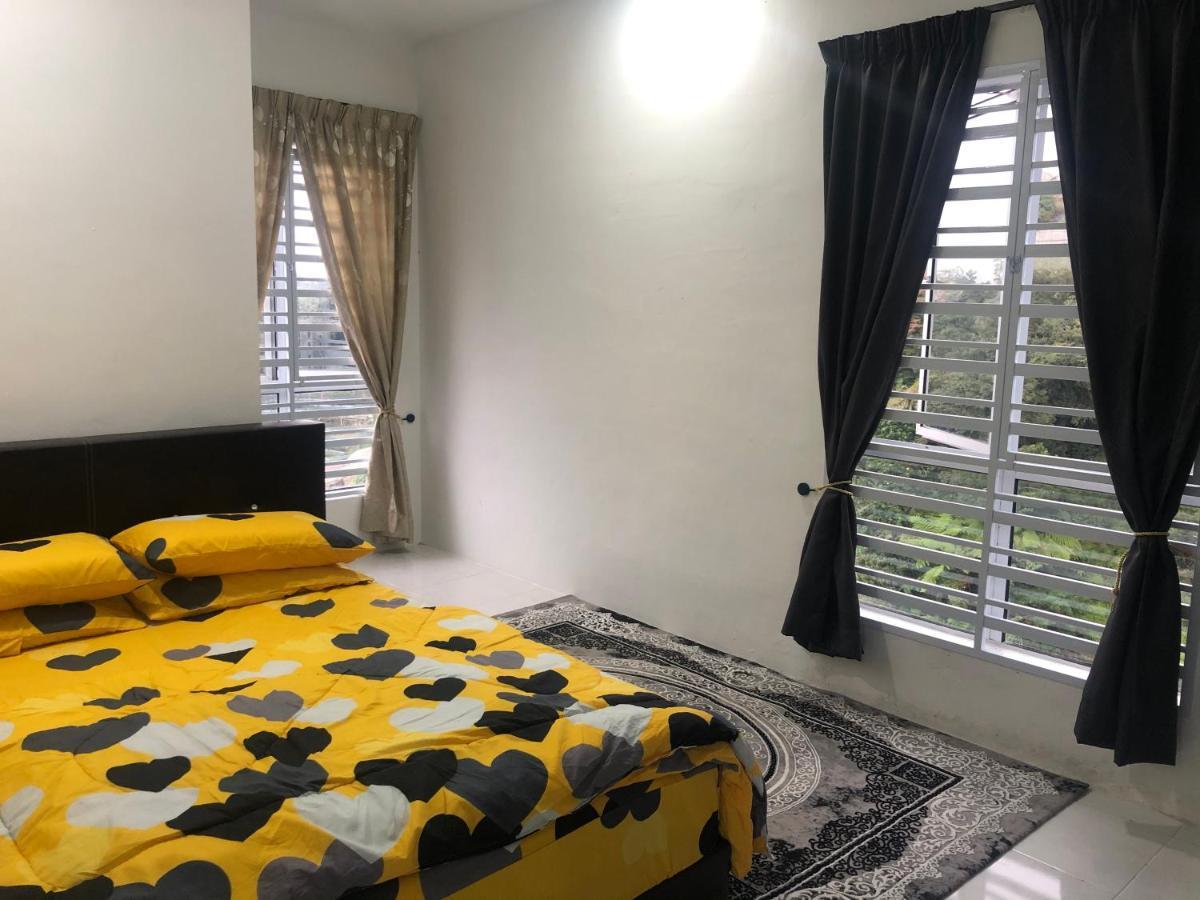 Ramadhina Eagle Eye View Home2Stay Emerald Avenue برينشانغ المظهر الخارجي الصورة